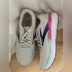 Brooks Ghost 16 Women's Gray Running Shoes Medium 9